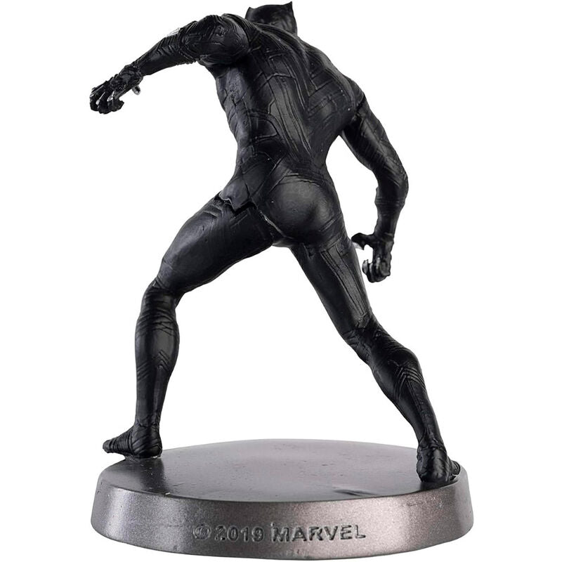 Figura Black Panther Marvel Heavyweights en pose de acción sobre base con logotipo Marvel - 3