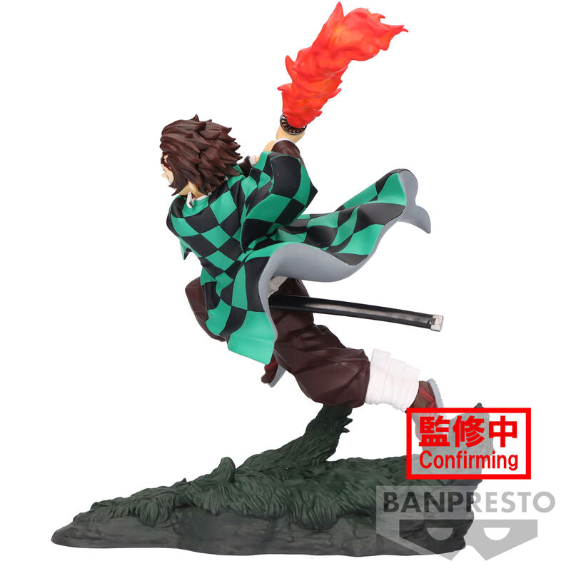 Figura de Tanjiro Kamado de Demon Slayer en pose de combate - 3