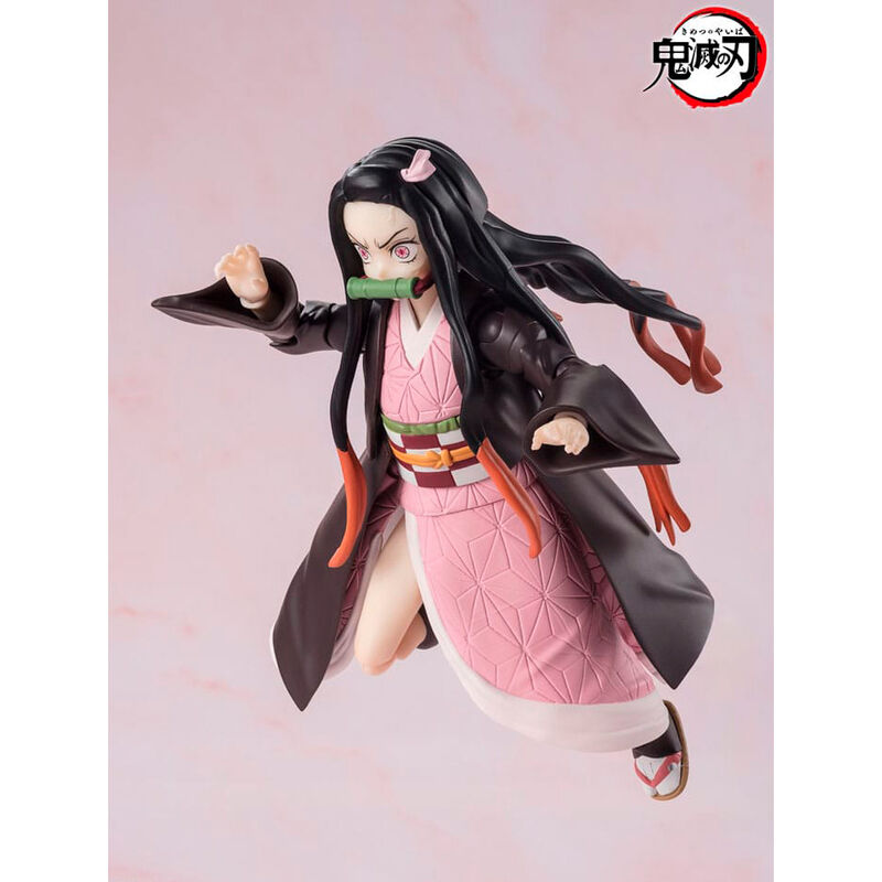 Figura articulada S.H.Figuarts de Nezuko Kamado con kimono rosa y bozal de bambú - 4