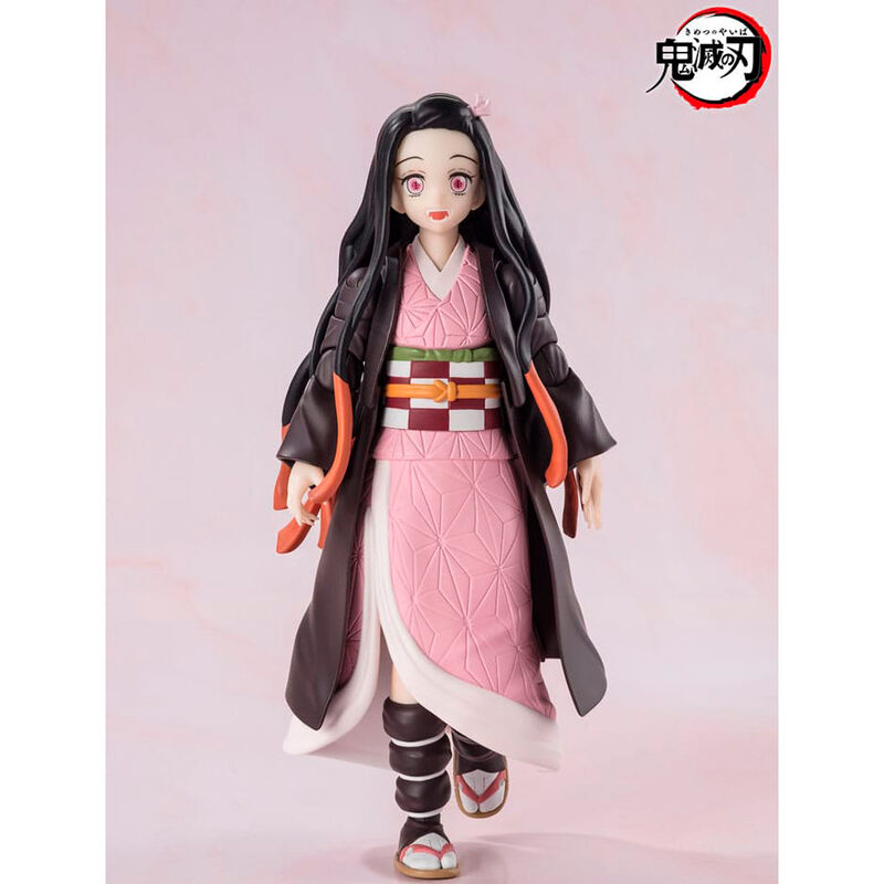 Figura articulada S.H.Figuarts de Nezuko Kamado con kimono rosa y bozal de bambú - 5