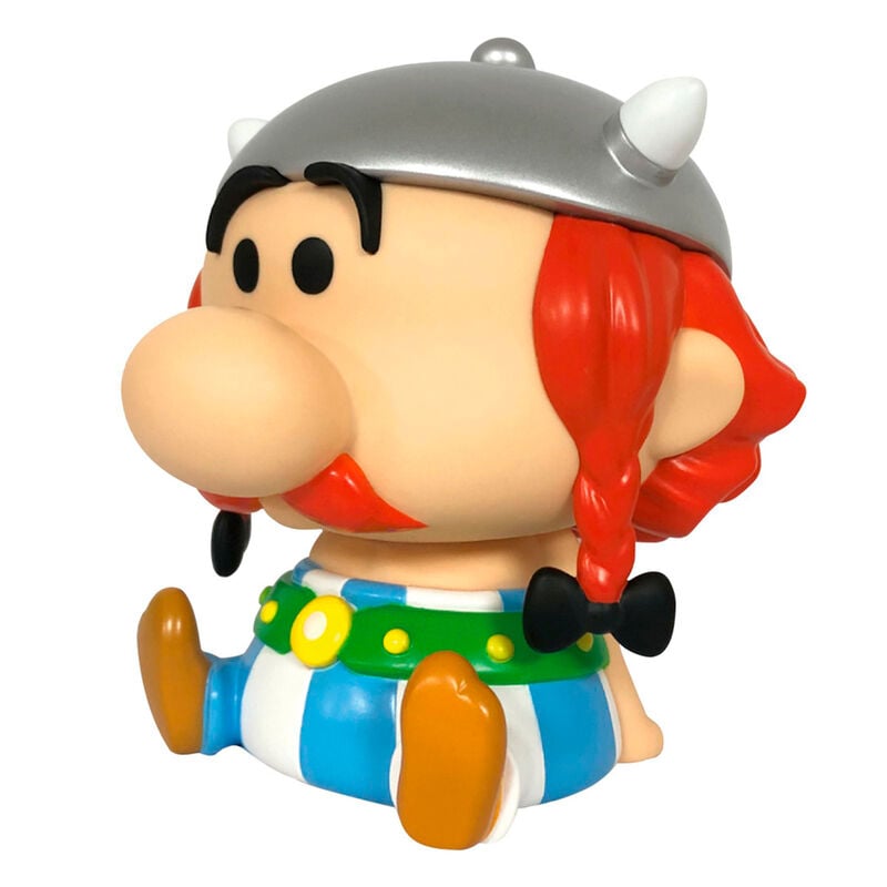 Figura hucha de Obélix Chibi con casco plateado y pantalón a rayas