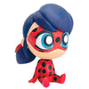 Figura hucha Chibi de Ladybug con traje rojo de lunares negros