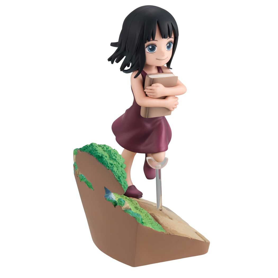 Figura de Nico Robin de One Piece con un libro sobre una base de camino y vegetación - 3