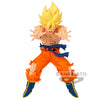 Figura de Son Goku Super Saiyan en pose de combate