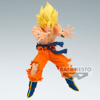 Figura de Son Goku Super Saiyan en pose de combate - 3