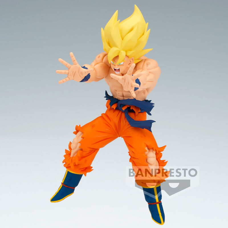Figura de Son Goku Super Saiyan en pose de combate - 4