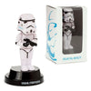 Muñeco solar Imperial Stormtrooper Star Wars sobre base negra