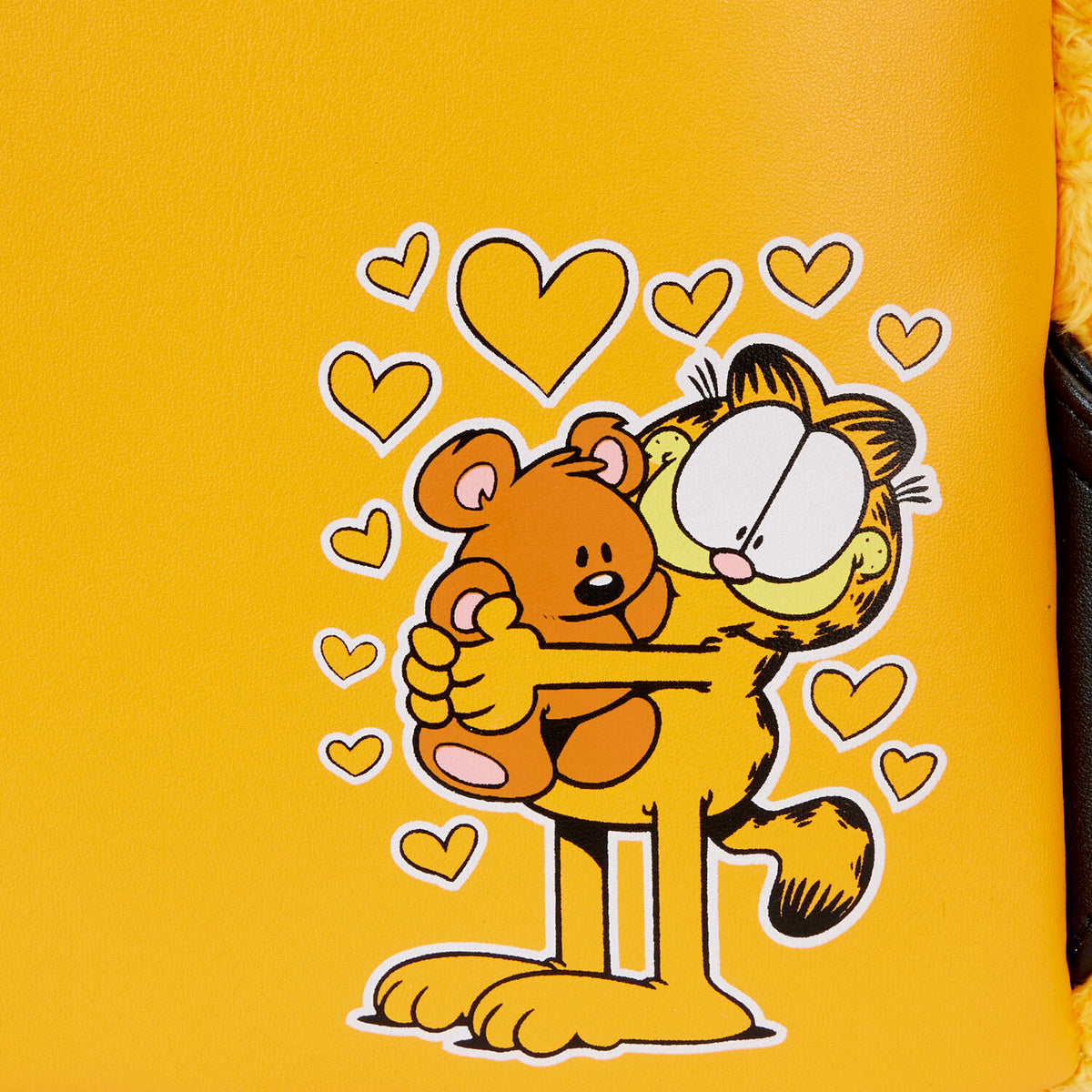 Mochila Loungefly amarilla de Garfield abrazando a Pooky - 5