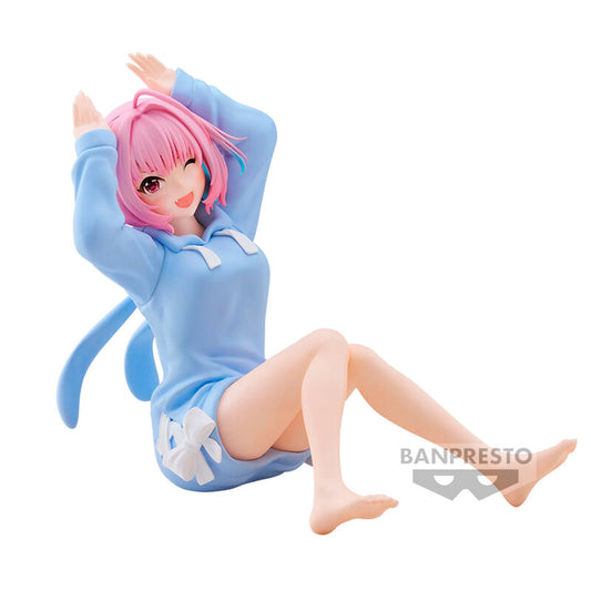 Figura de Riamu Yumemi Relax Time con sudadera azul
