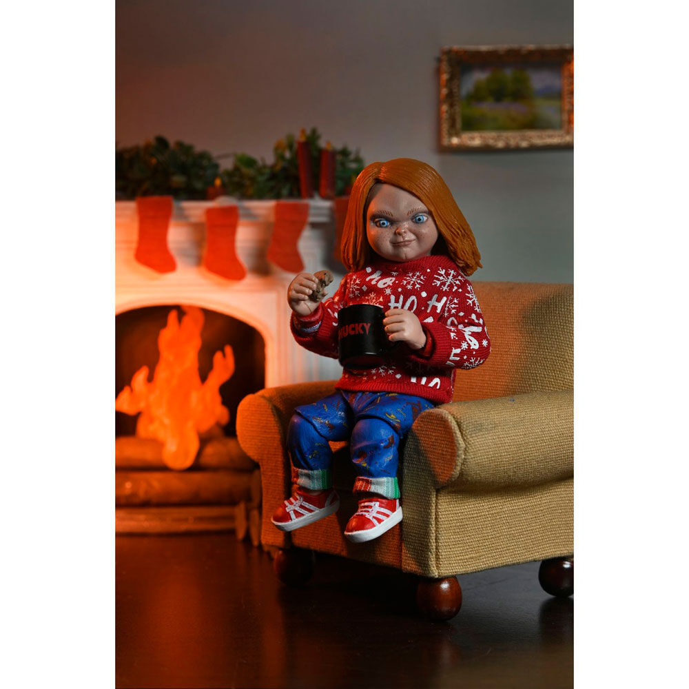Figura articulada NECA Ultimate Holiday Chucky con motosierra - 5