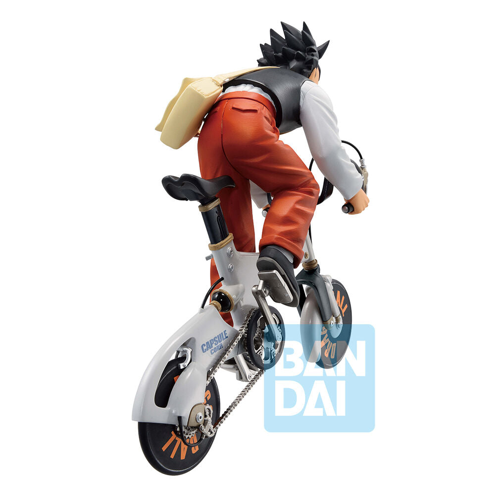 Figura Ichibansho de Son Gohan sobre una bicicleta - 3