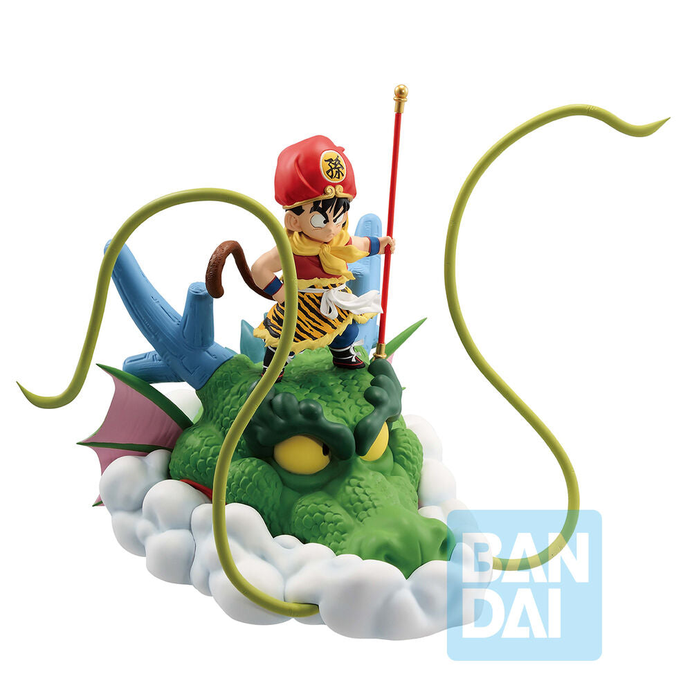 Figura de Son Gohan infantil sobre un dragón verde entre nubes - 2