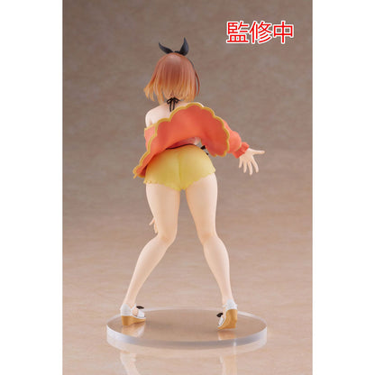 Figura de Ryza con traje de baño y chaqueta naranja sobre base transparente - 3