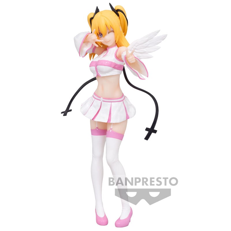 Figura Banpresto de Liliel Chaos Form con alas y vestuario blanco y rosa