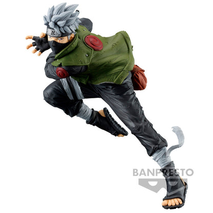 Figura de Hatake Kakashi de Naruto Shippuden en pose dinámica