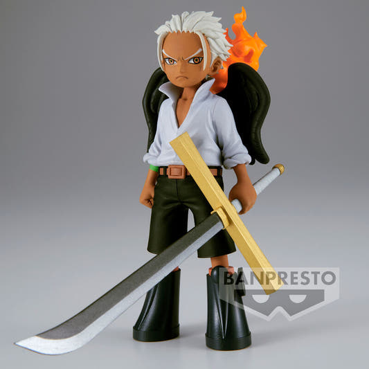 Figura de S-Hawk de One Piece con dos espadas, alas negras y llama naranja - 2