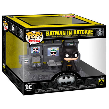 Figura Funko POP Moments de Batman en la Batcueva con pantallas y consola