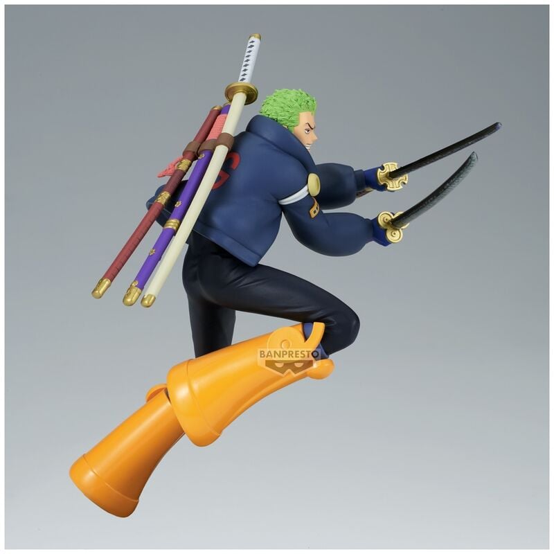 Figura de Roronoa Zoro de One Piece con tres espadas - 3