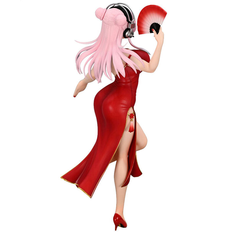 Figura Super Sonico China Dress de FURYU con vestido rojo y abanico - 4