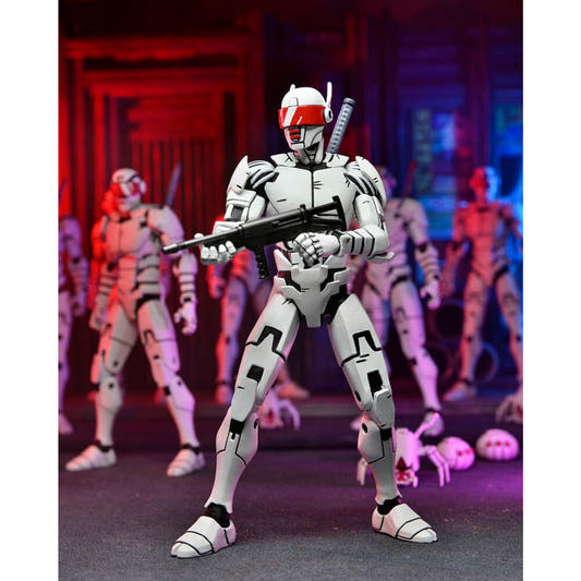 Figura articulada NECA Synja Patrol Bot de The Last Ronin con accesorios - 3