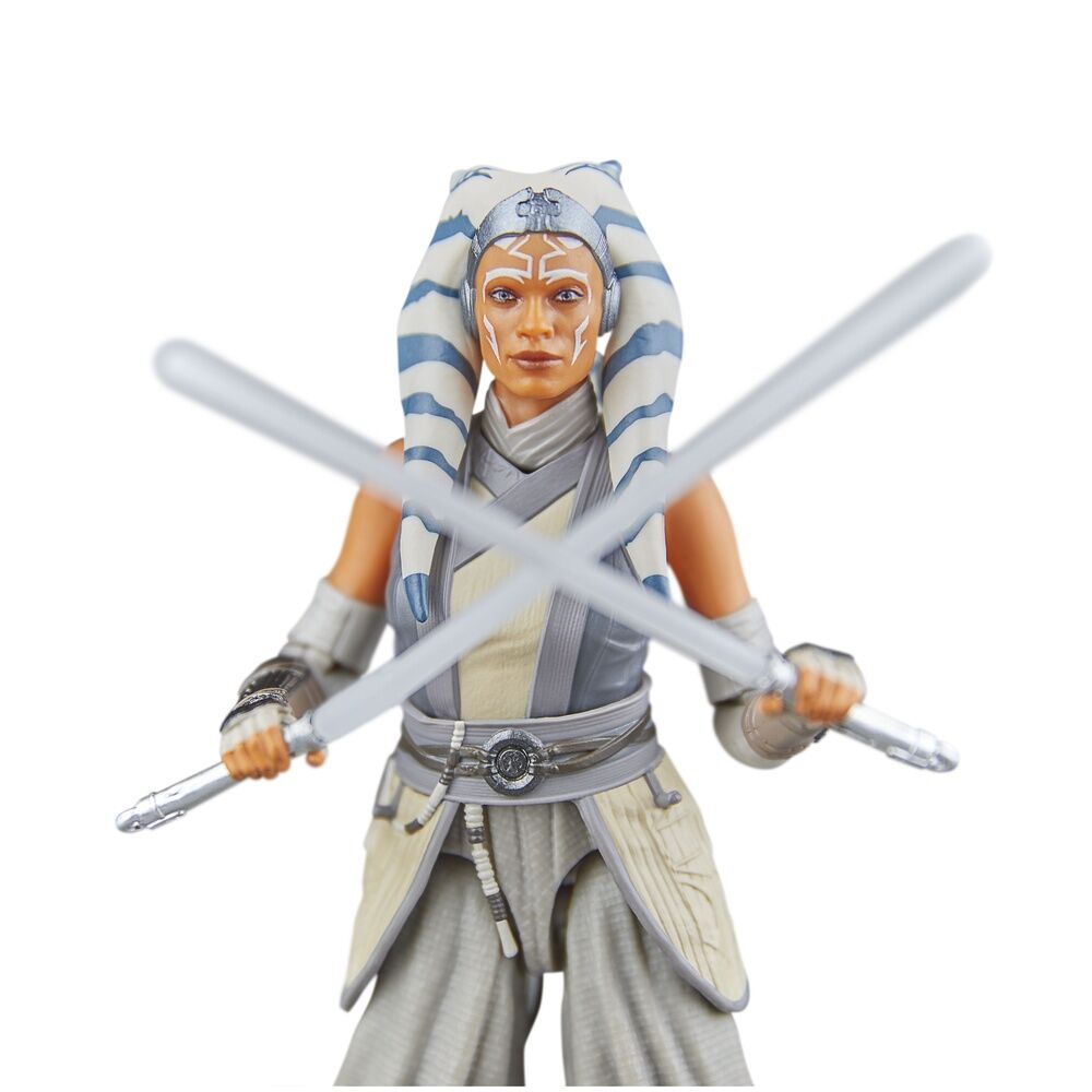 Figura articulada de Ahsoka Tano Peridea Star Wars The Black Series con dos sables de luz - 6