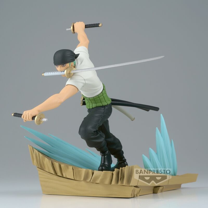 Figura de Roronoa Zoro de One Piece con tres katanas sobre una base de acción - 2
