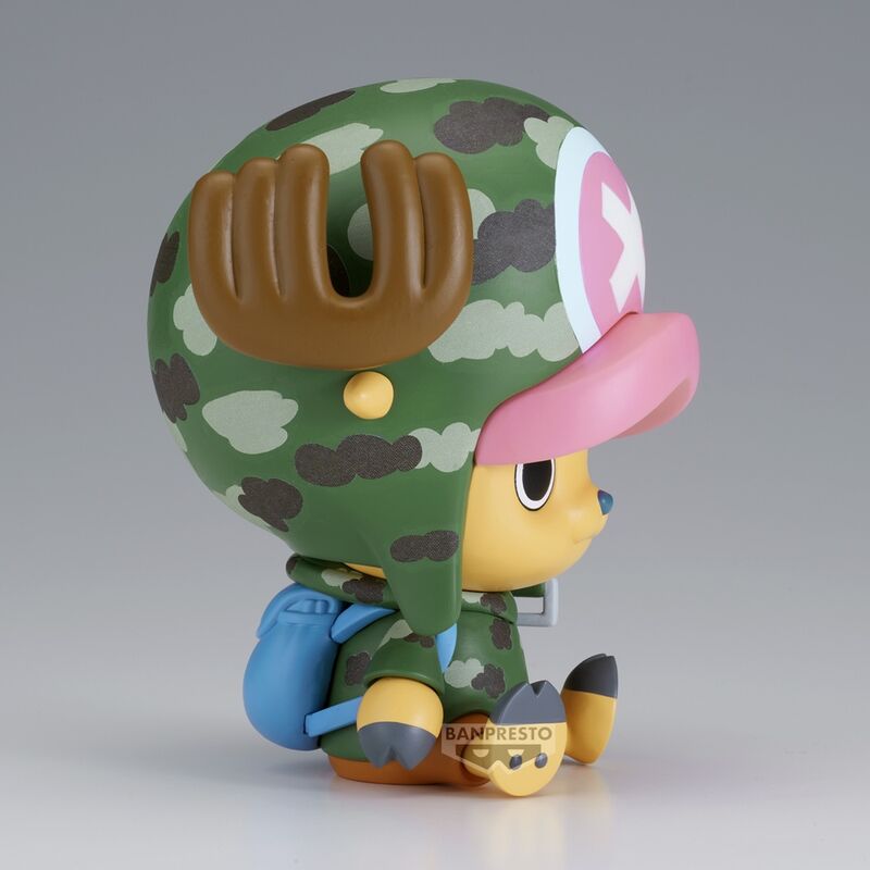 Figura de Chopper Dressrosa de One Piece con gorro y uniforme de camuflaje - 3