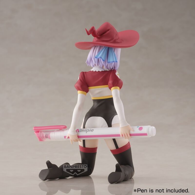 Figura BANPRESTO de Ikora con sombrero rojo y cabello lila - 4