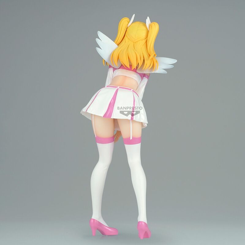 Figura de Liliel con alas blancas y traje rosa y blanco - 5