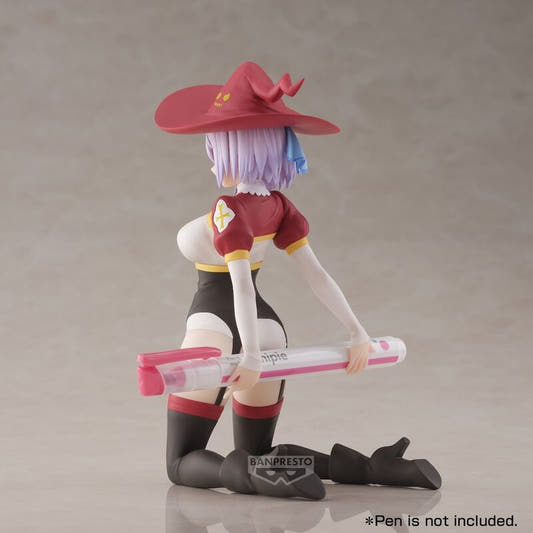 Figura BANPRESTO de Ikora con sombrero rojo y cabello lila - 5