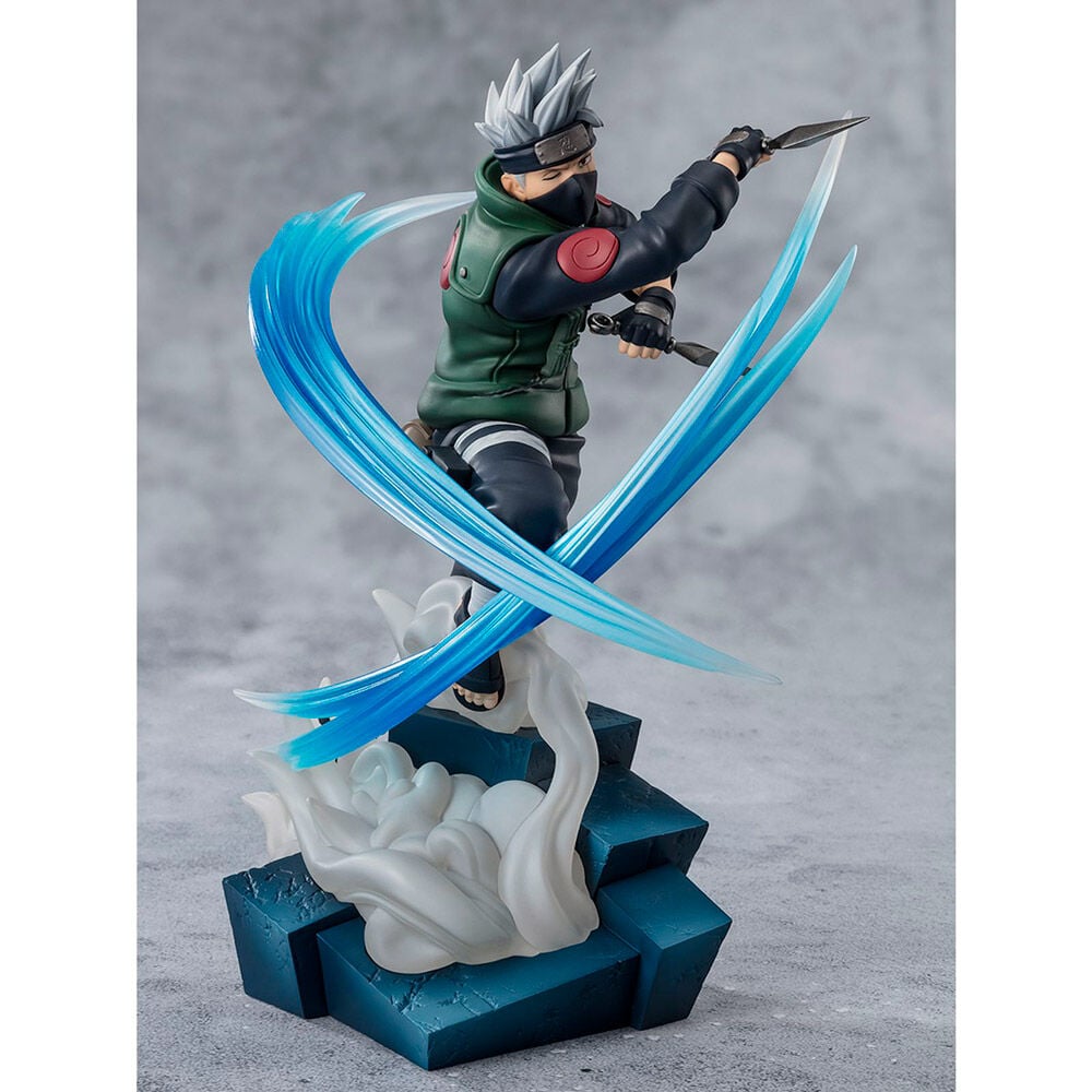 Figura S.H.Figuarts ZERO de Kakashi Hatake con efectos azules