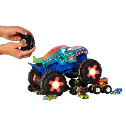 Coche teledirigido Hot Wheels Mega-Wrex azul con grandes ruedas y mando - 2