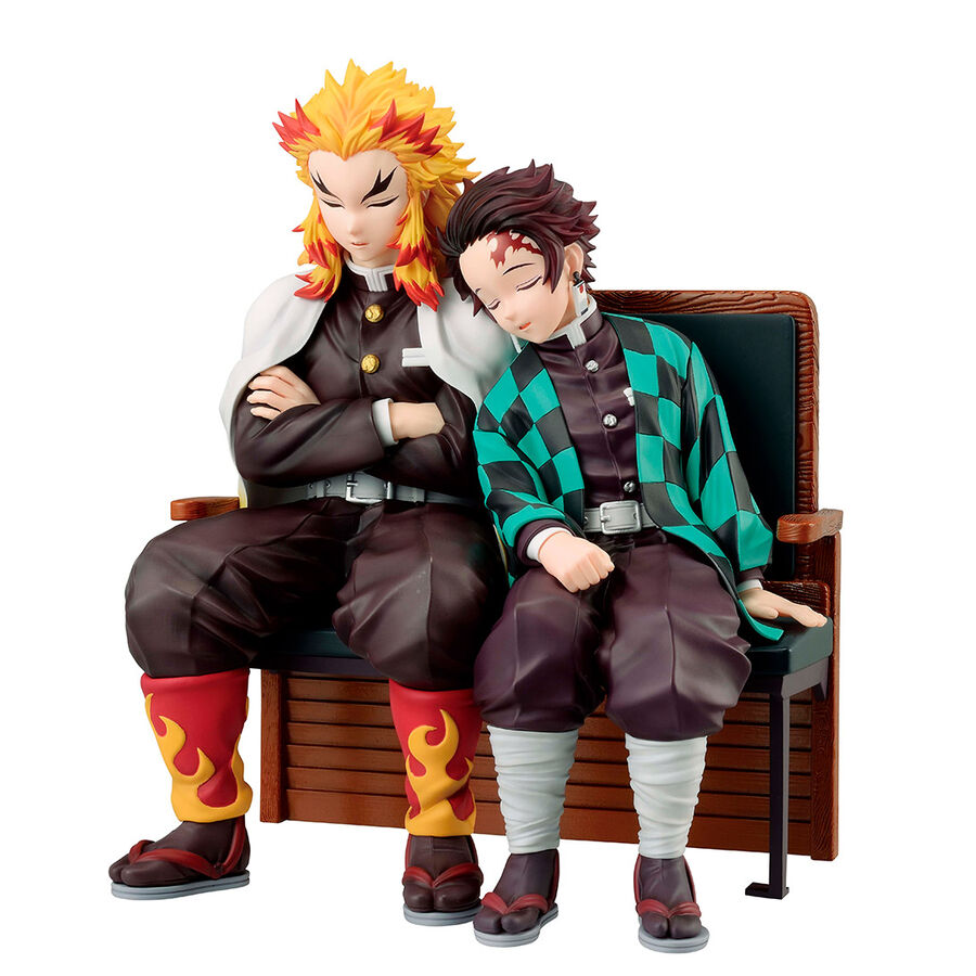 Figura Ichibansho de Tanjiro Kamado y Kyojuro Rengoku sentados en un banco