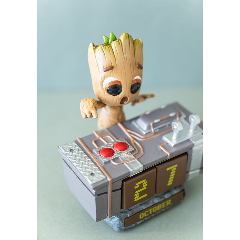 Calendario perpetuo 3D de Groot con indicadores de mes y día - 5