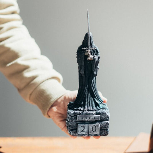 Calendario perpetuo 3D con figura de un Nazgul y espada - 5