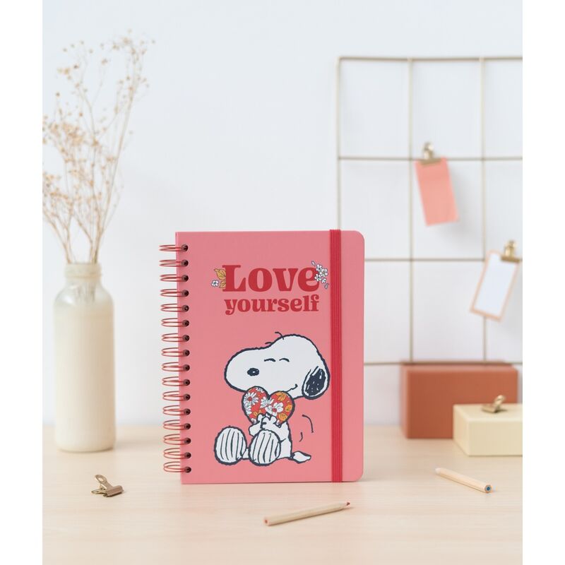 Cuaderno rosa Love Yourself de Snoopy con cierre elástico - 5
