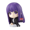 Figura Banpresto de Fern sentada con cabello morado