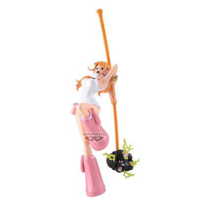 Figura de Nami de One Piece Battle Record con bastón naranja - 2