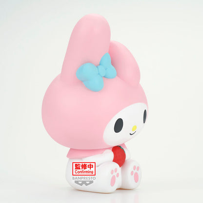 Figura My Melody Sofvimates rosa con lazo azul y fresa - 3