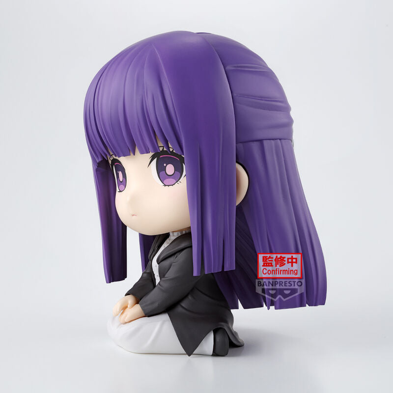 Figura Banpresto de Fern sentada con cabello morado - 3