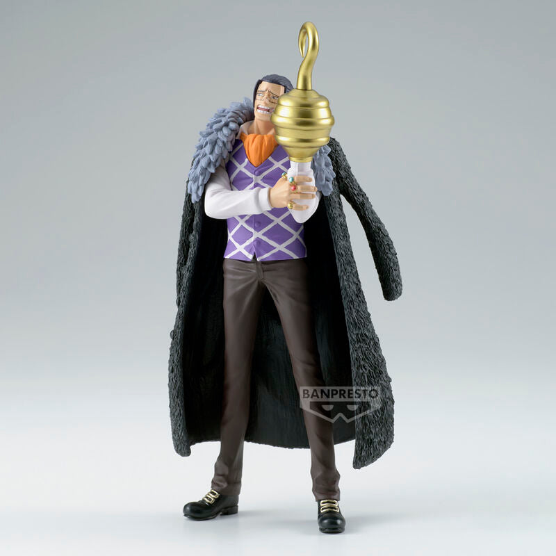Figura de Crocodile de One Piece con garfio dorado - 3