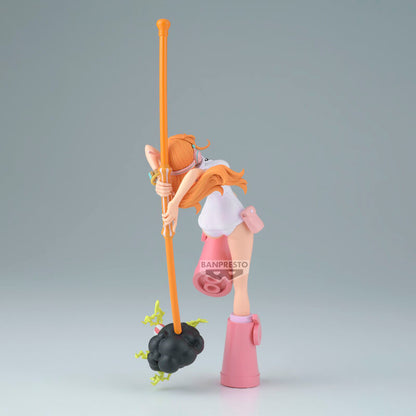 Figura de Nami de One Piece Battle Record con bastón naranja - 5