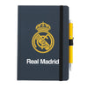 Cuaderno A5 Real Madrid azul marino con bolígrafo amarillo