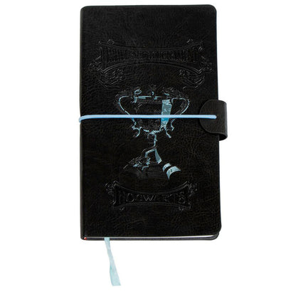 Cuaderno negro de Harry Potter con diseño de Hogwarts y cierre elástico azul