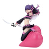 Figura Banpresto de Miriella con arco sobre un corazón rosa