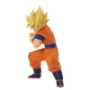Figura Grandista de Son Goku con uniforme naranja y azul en pose de combate