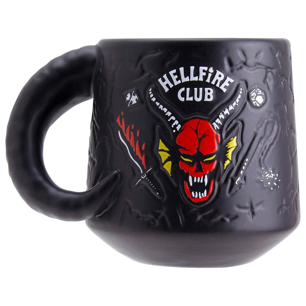 Taza negra de cerámica Stranger Things Hellfire Club con calavera multicolor