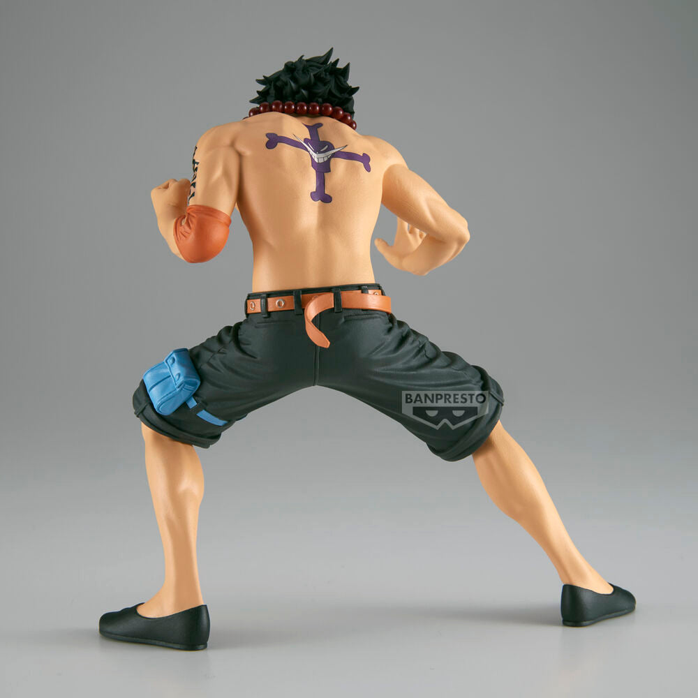 Figura de Portgas D. Ace de One Piece en pose de combate - 5