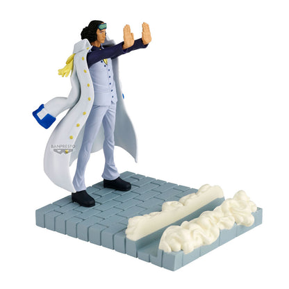 Figura Banpresto de Aokiji Kuzan de One Piece sobre una base con efectos de hielo
