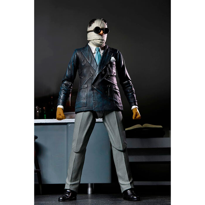 Figura articulada NECA del Hombre Invisible con traje oscuro y cabeza vendada - 5